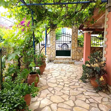 Ferienhaus Marlene Karavomylos