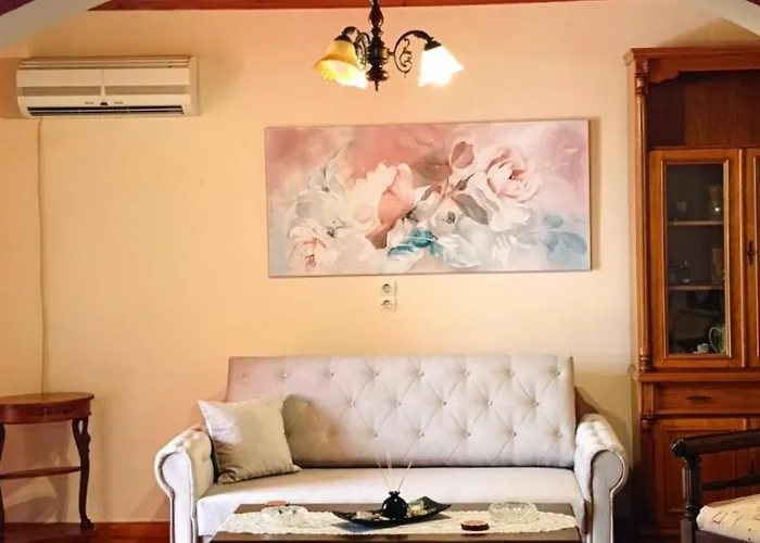 Marlene Ferienhaus Karavomylos